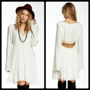 Free People Gentle Dreamer Cream Bohemian Crochet Dress sz XS Peek a Boo Back